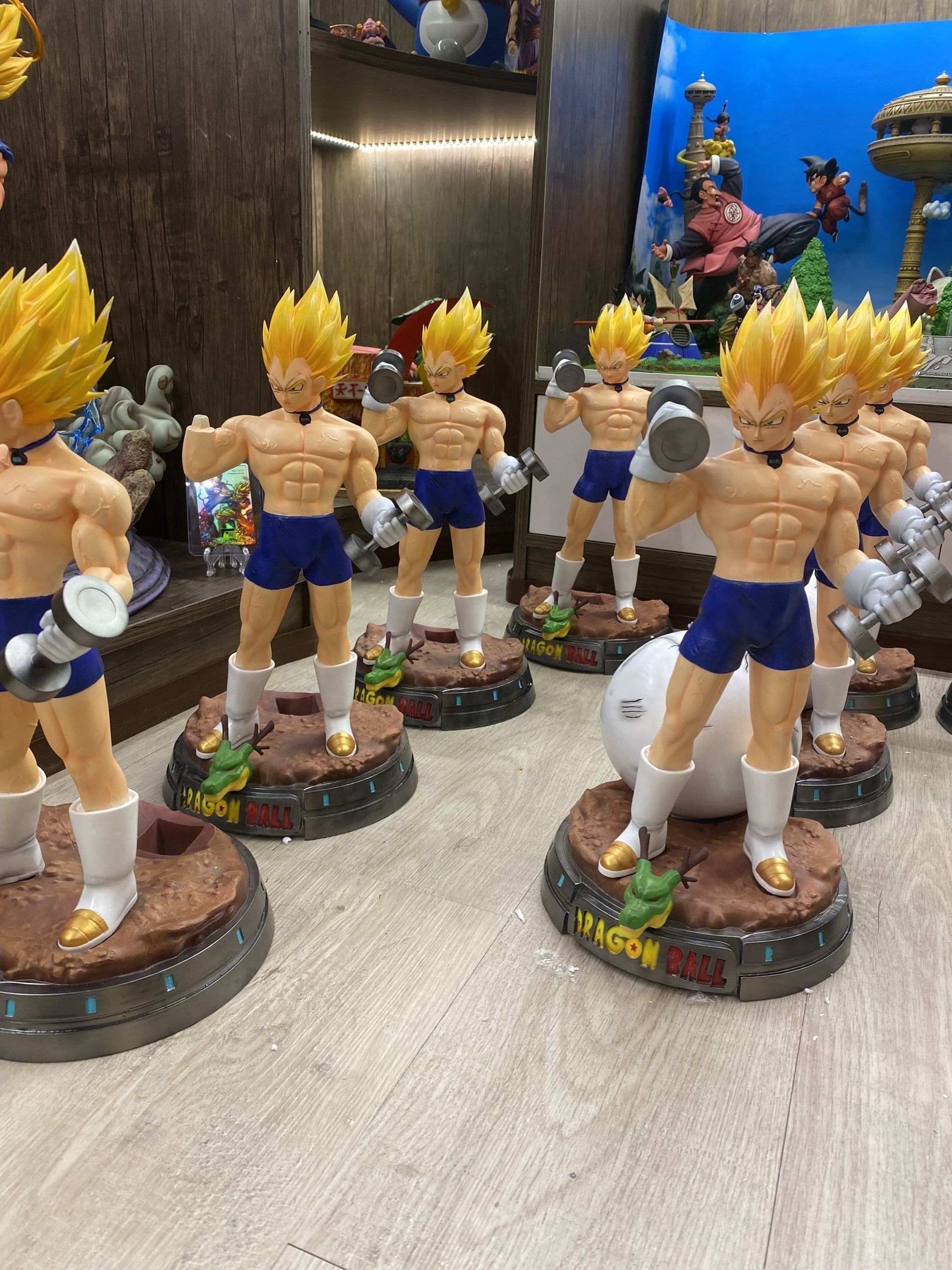 Vegeta with gym 3D print model_11