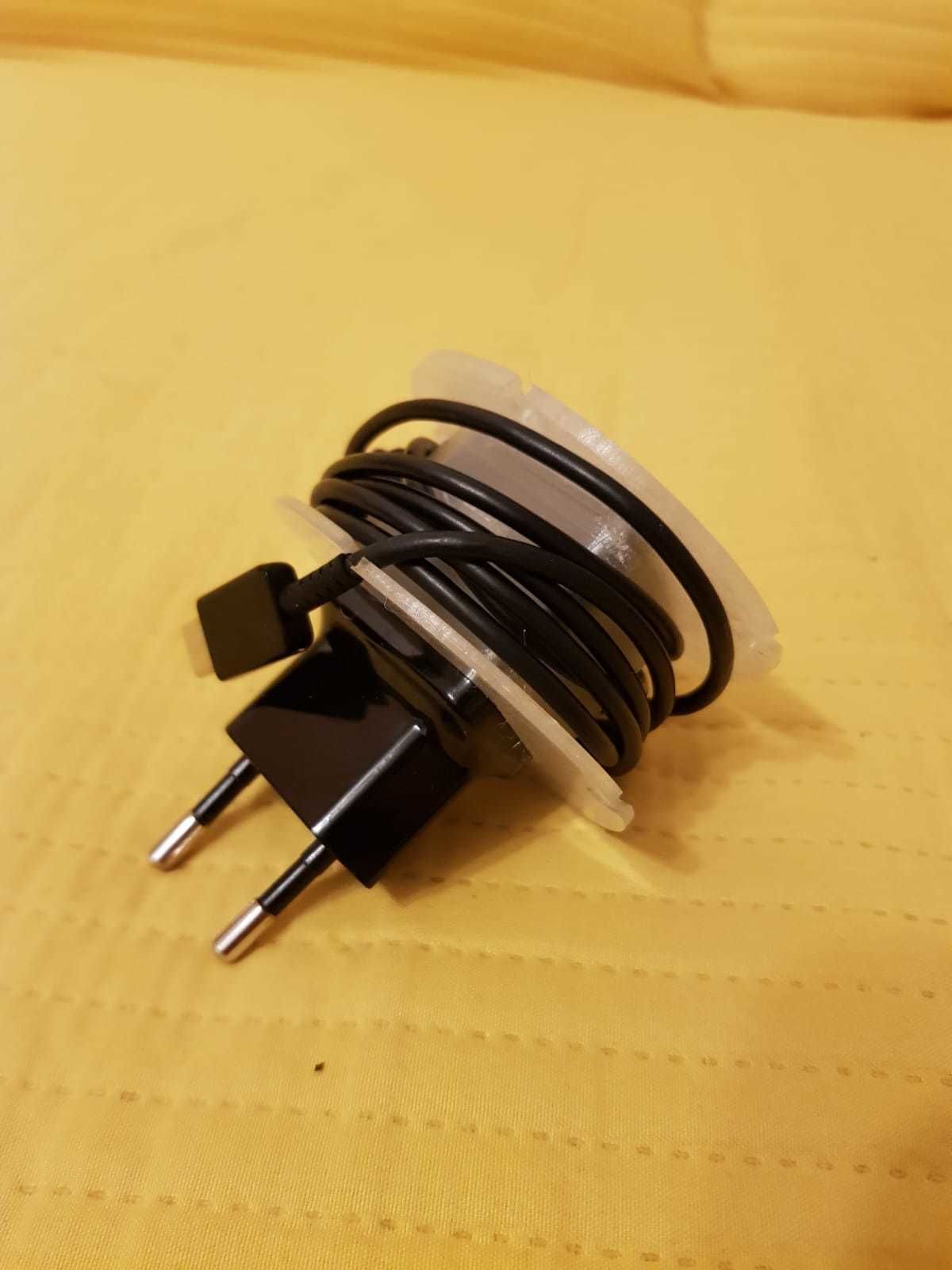 Cableorganizer for phone charger  3D print model_3