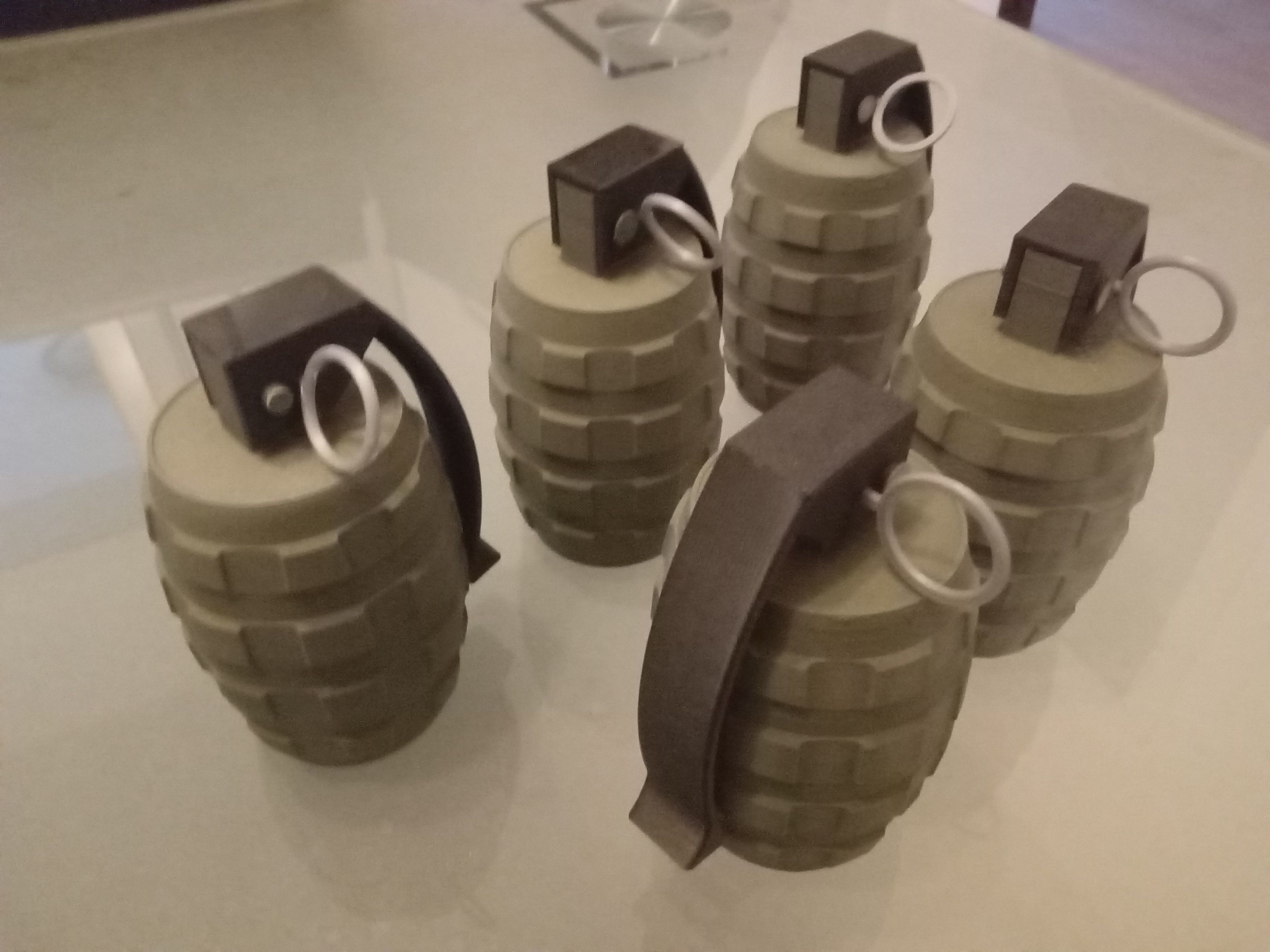 Military collection grenade _46