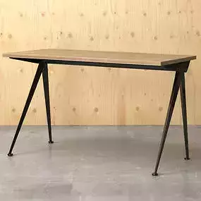 writing desk