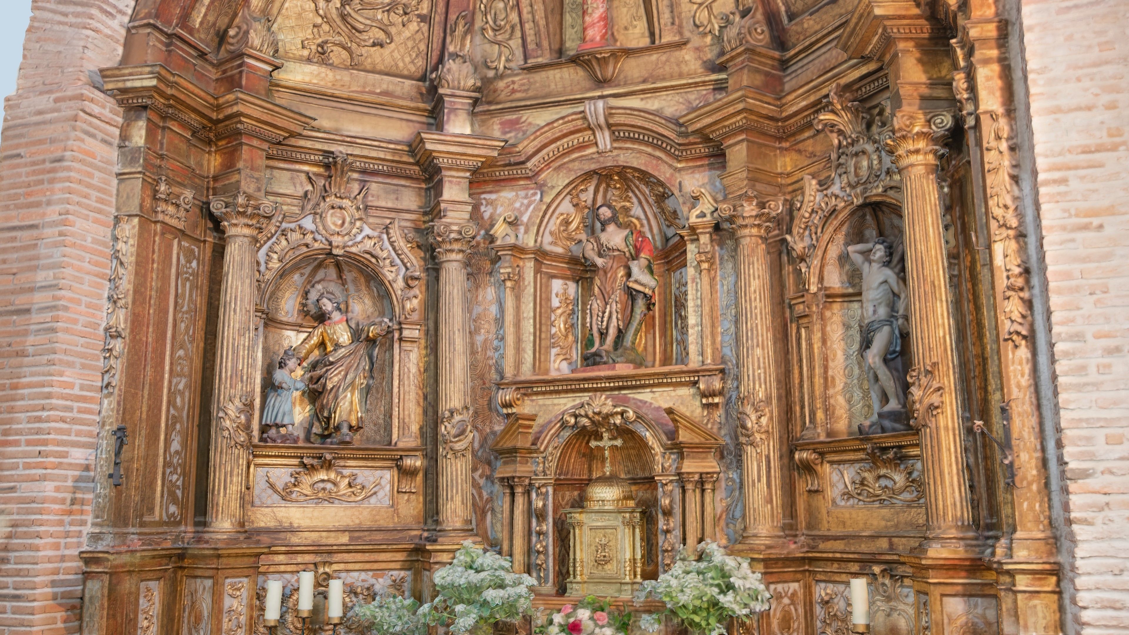 Medieval church altar 3D model_1