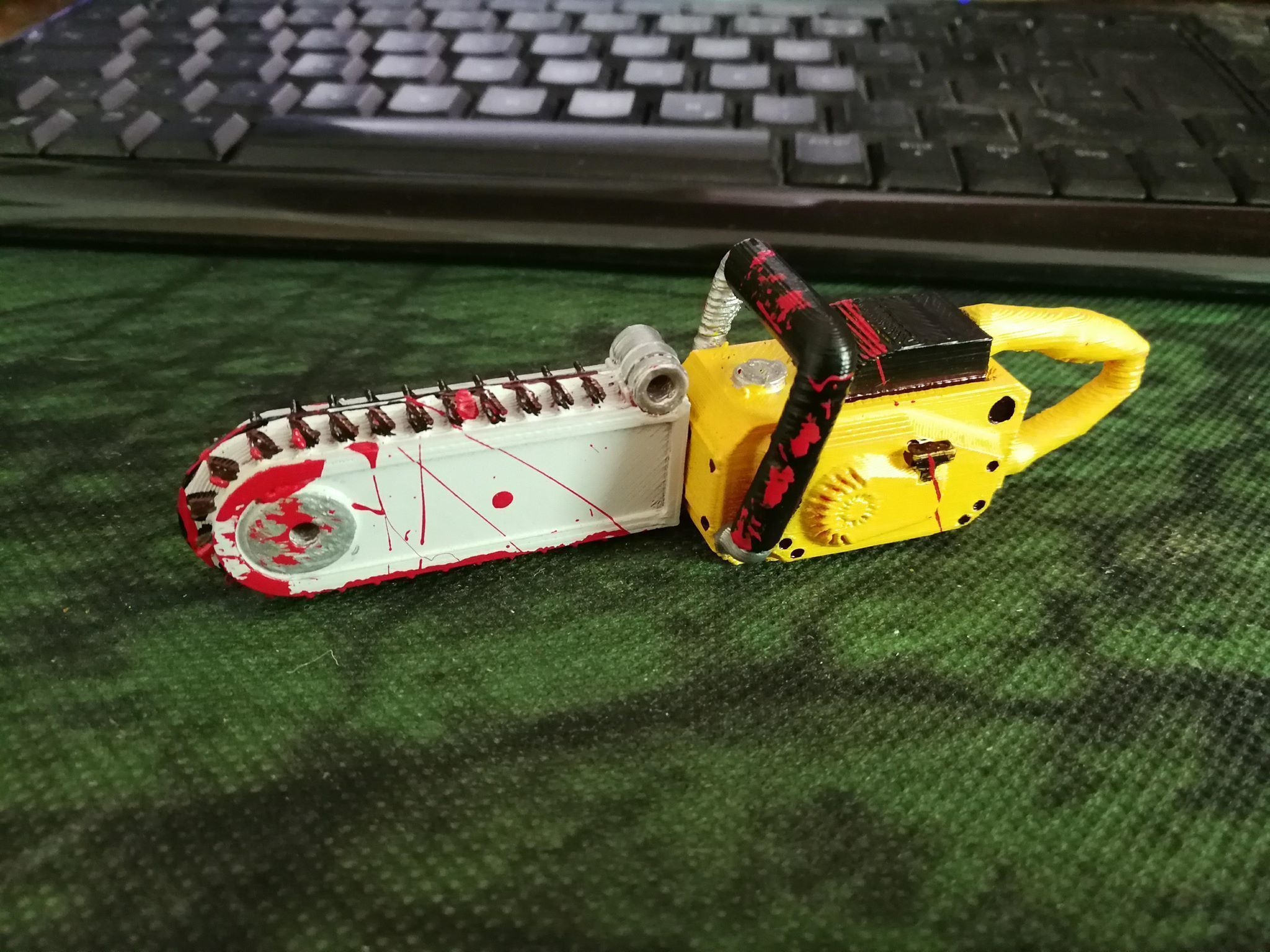 Chainsaw USB Stick 3D print model_4