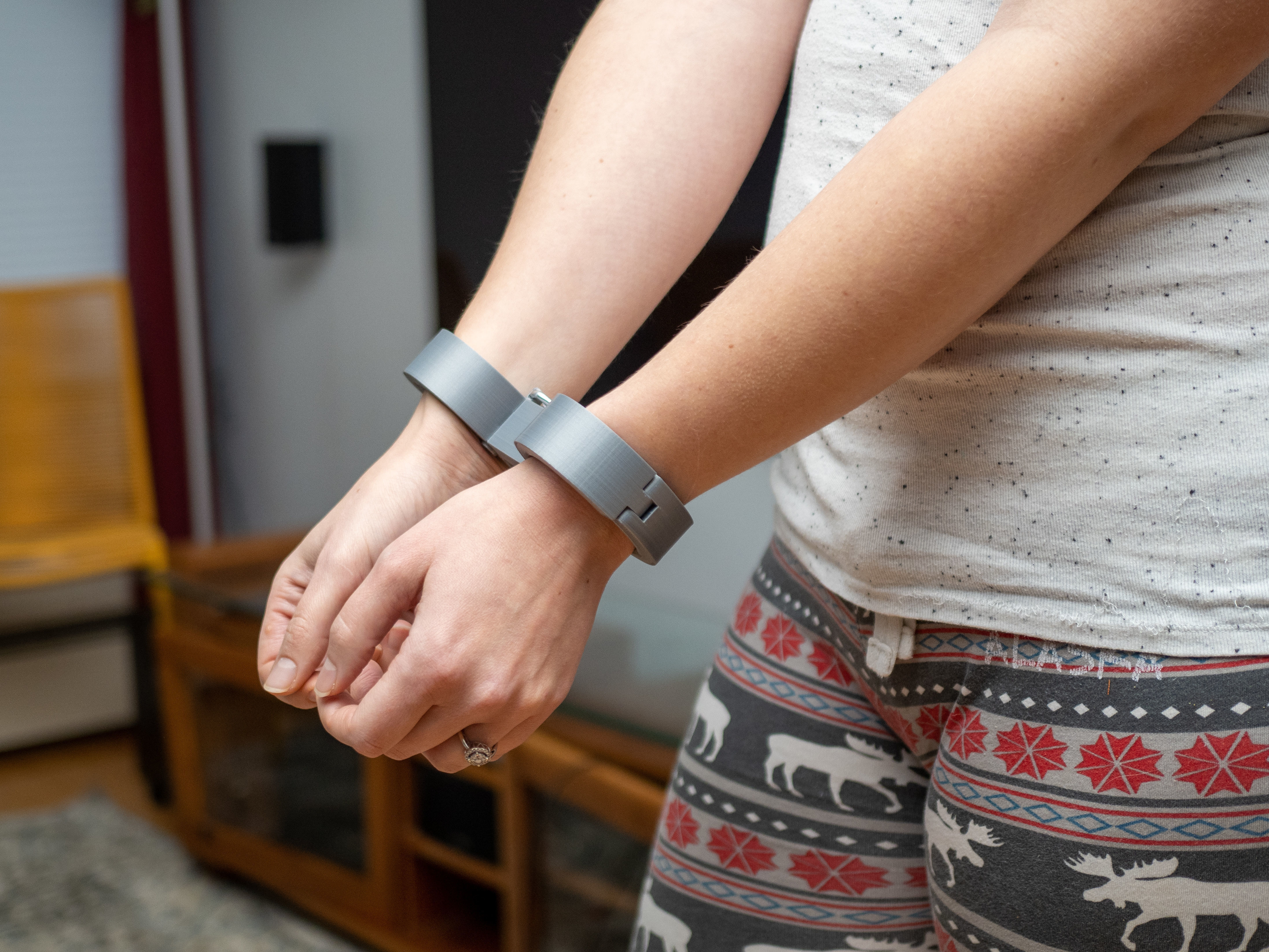 Fully Customizable Rigid Wrist Cuffs - 3 different types Free 3D print model_5