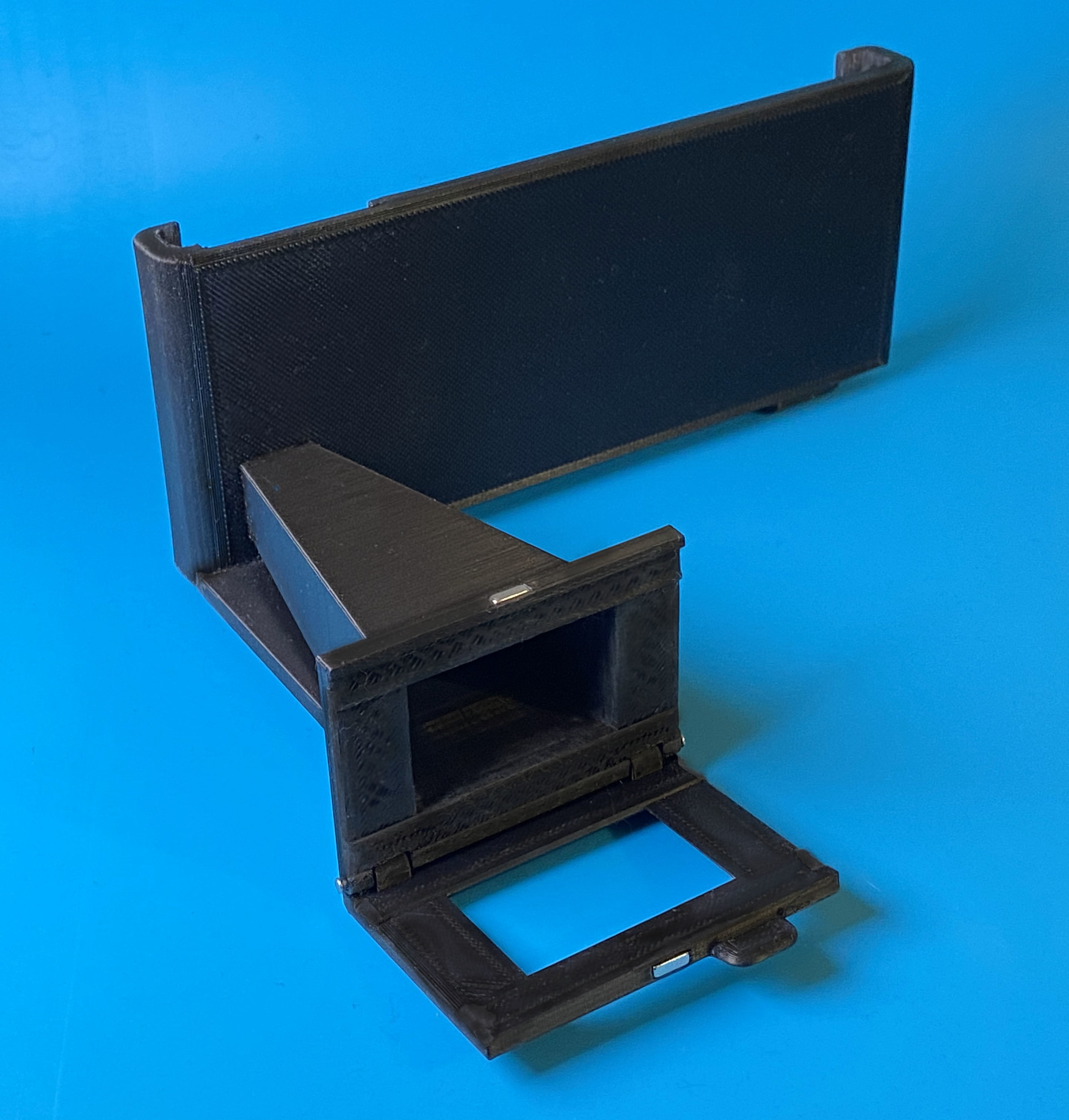 Simple 35 mm Films Scanner for iPhone 11 3D print model_2