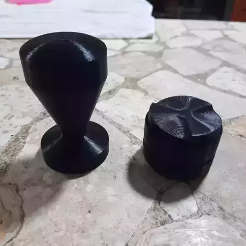 Coffee press and leveler for espresso machine