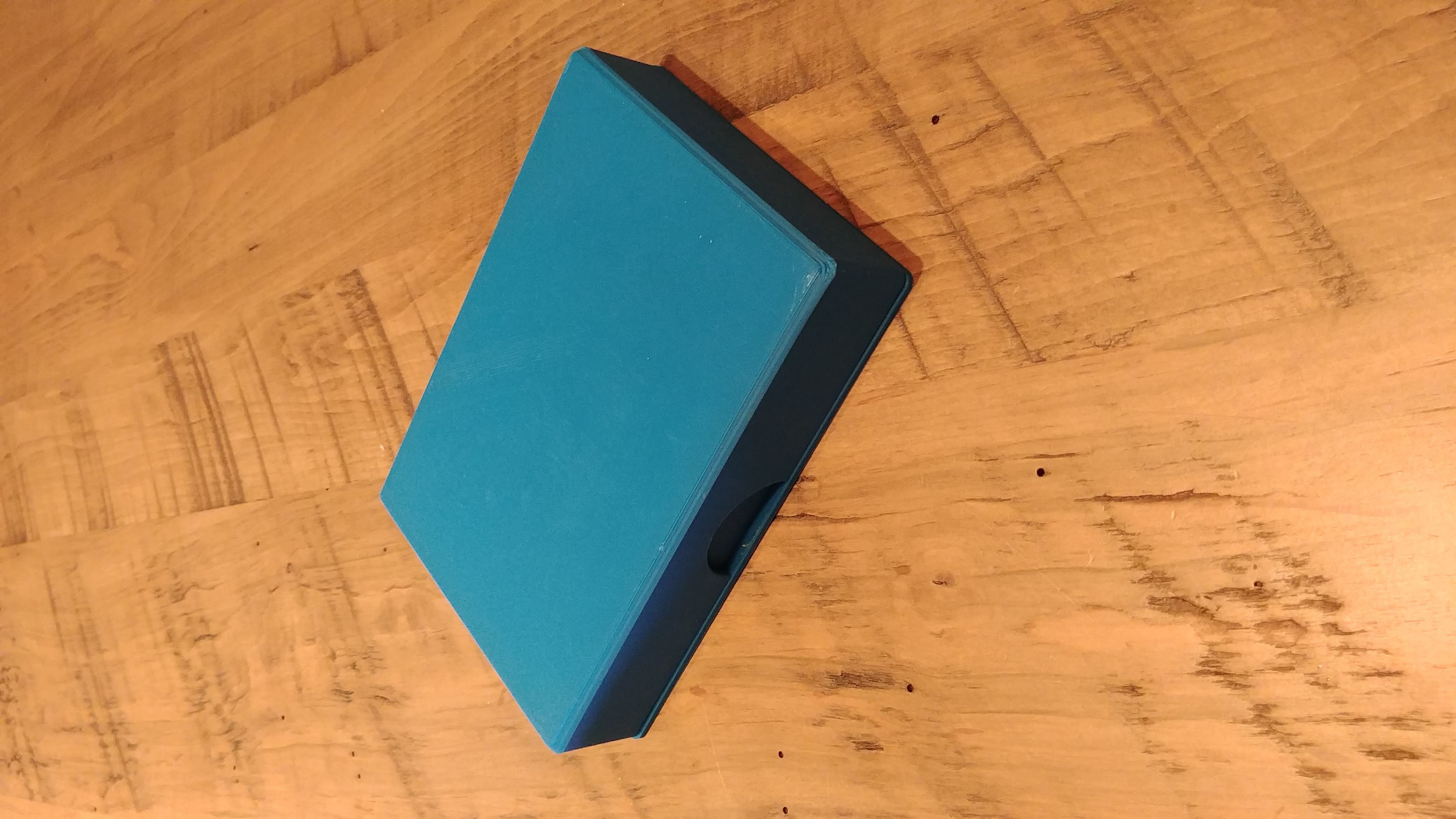 Holder for a double deck of playing cards 3D print model_1