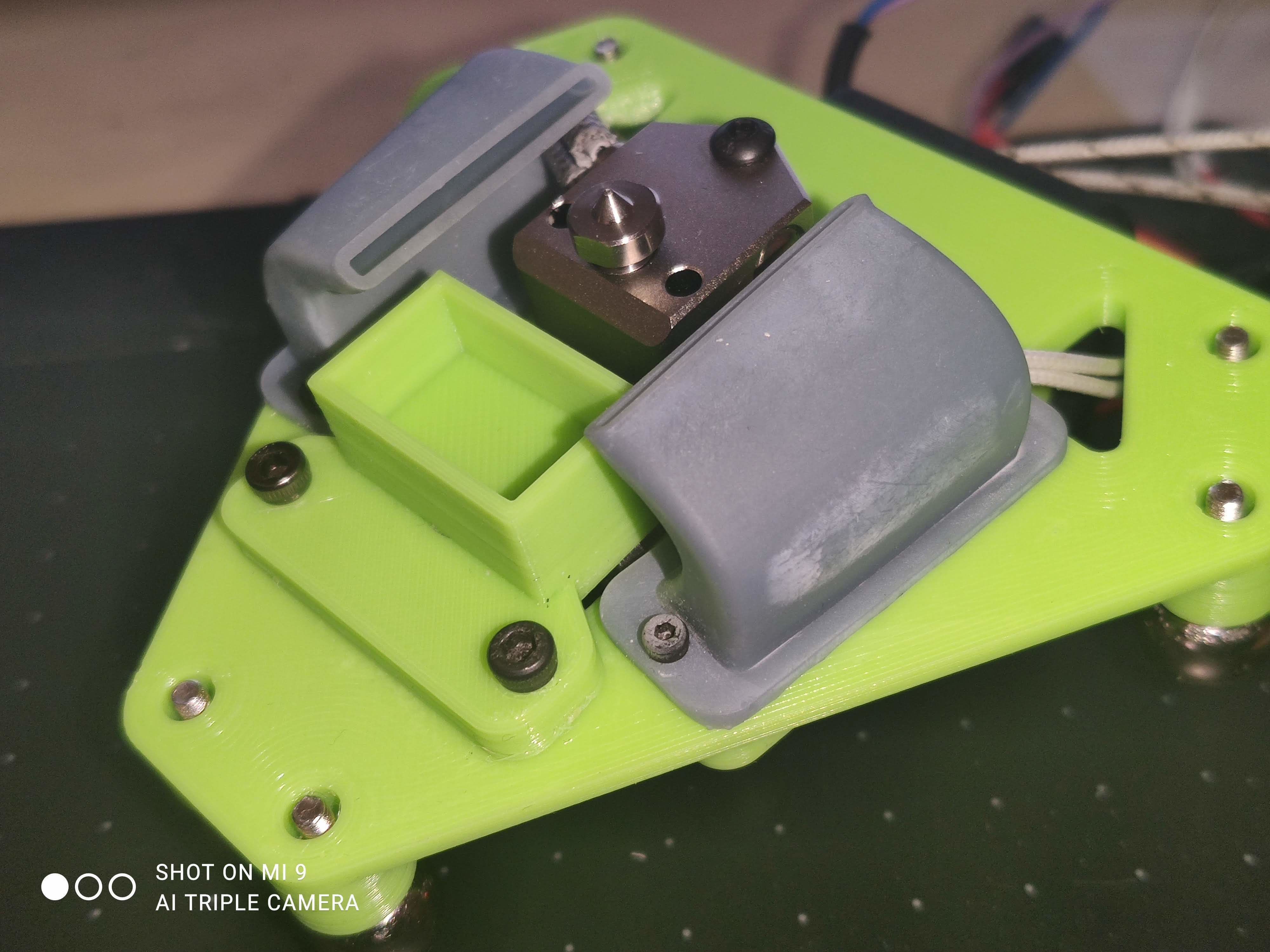 mosquito effector  V6 holder magballs 3D print model_4