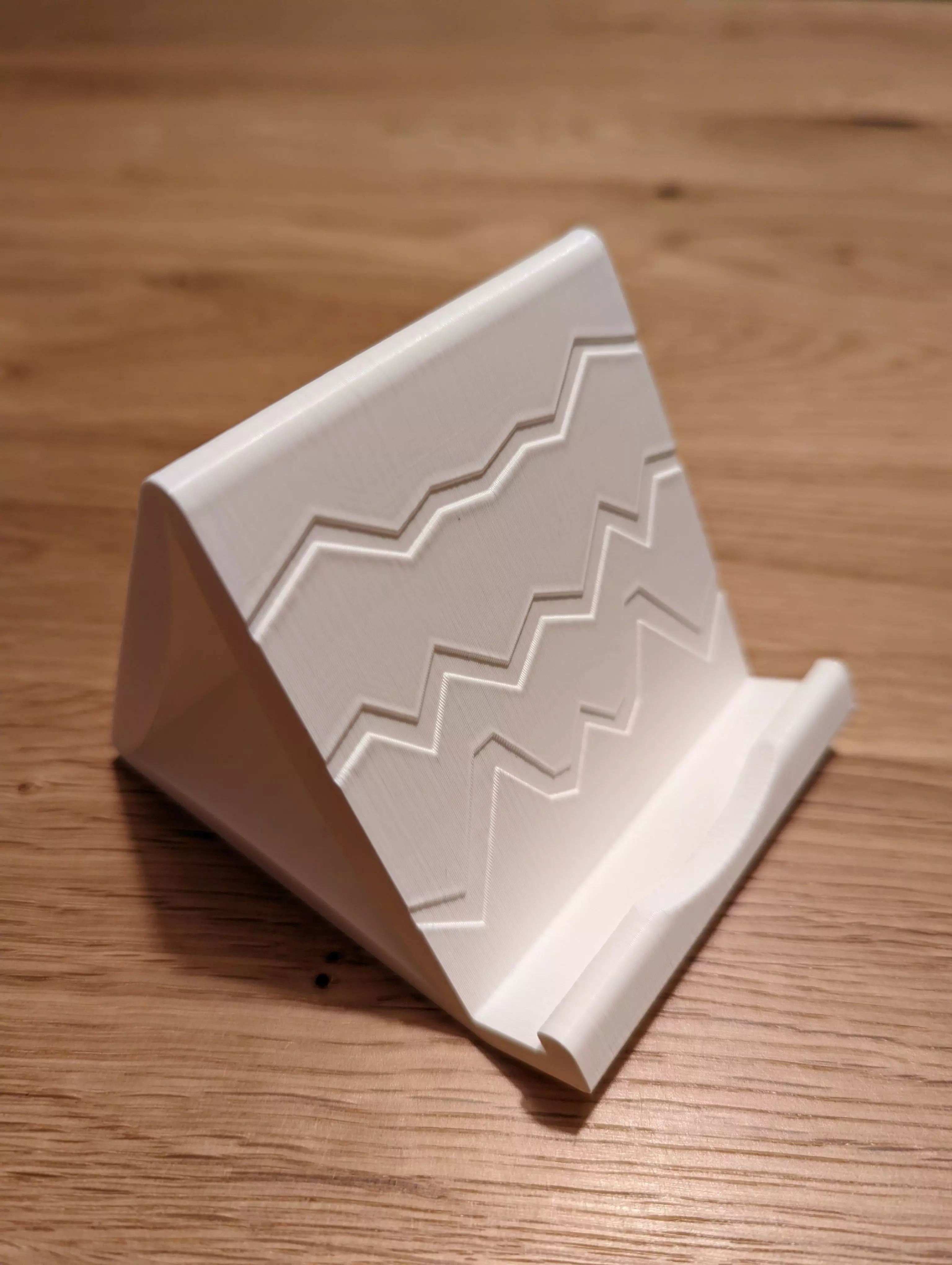 Smartphone holder with cutout for home button or wipe high 3D print model_0