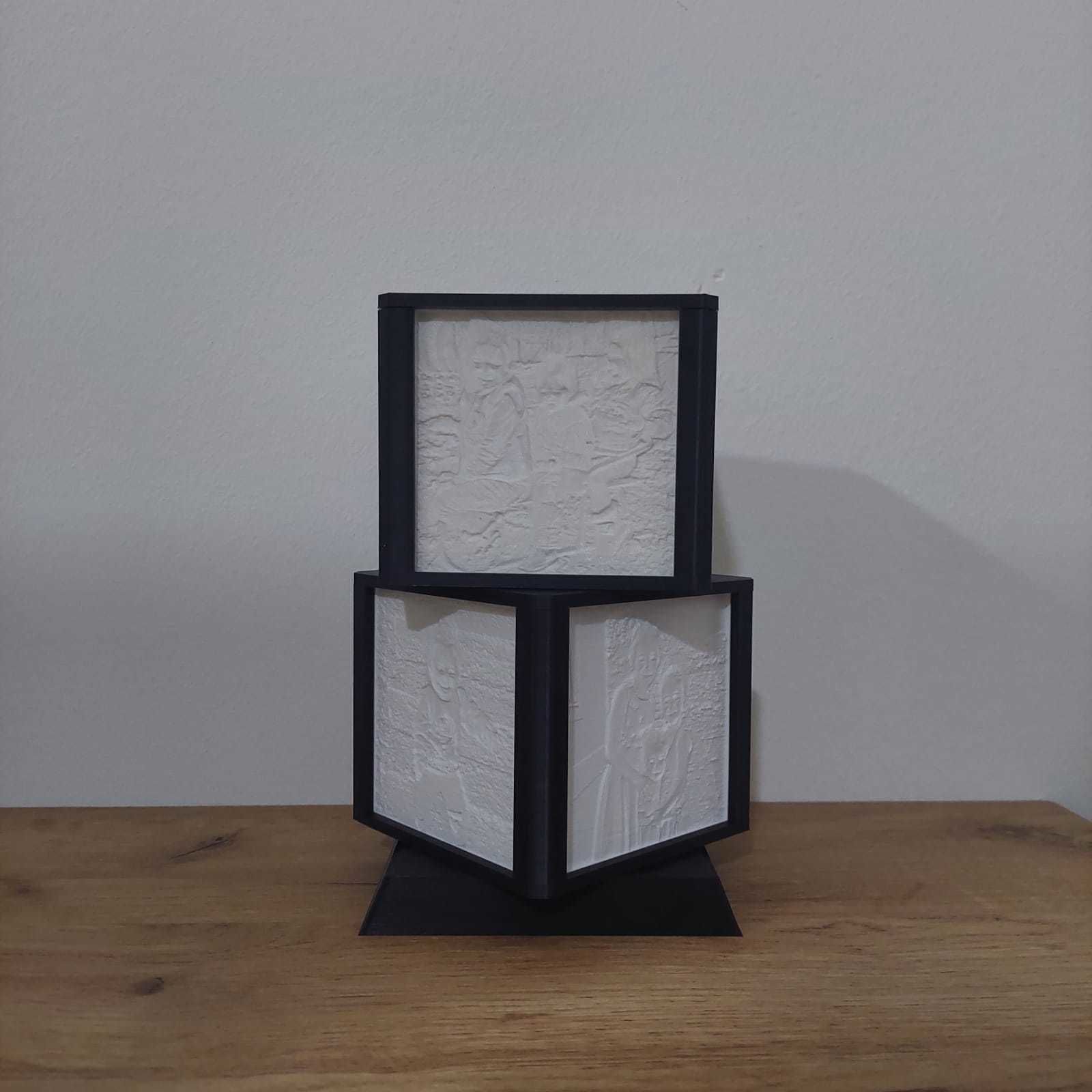 ROTATING LITHOPHANE LAMP 3D print model_8