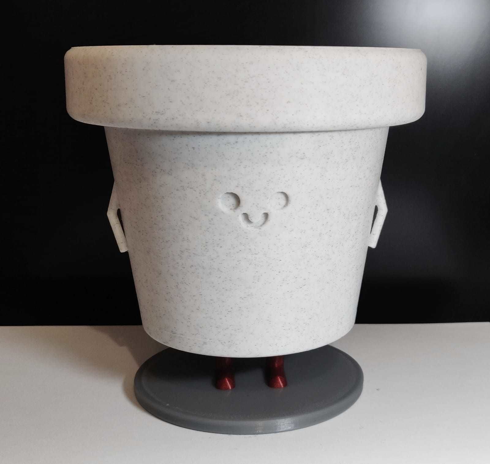 3D Printed Standing Smiley Pot 3D print model_1