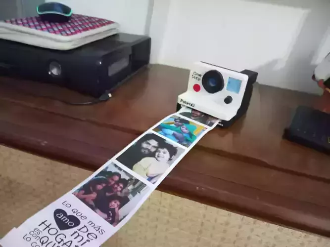camara de foto polaroid a rollo 3D print model