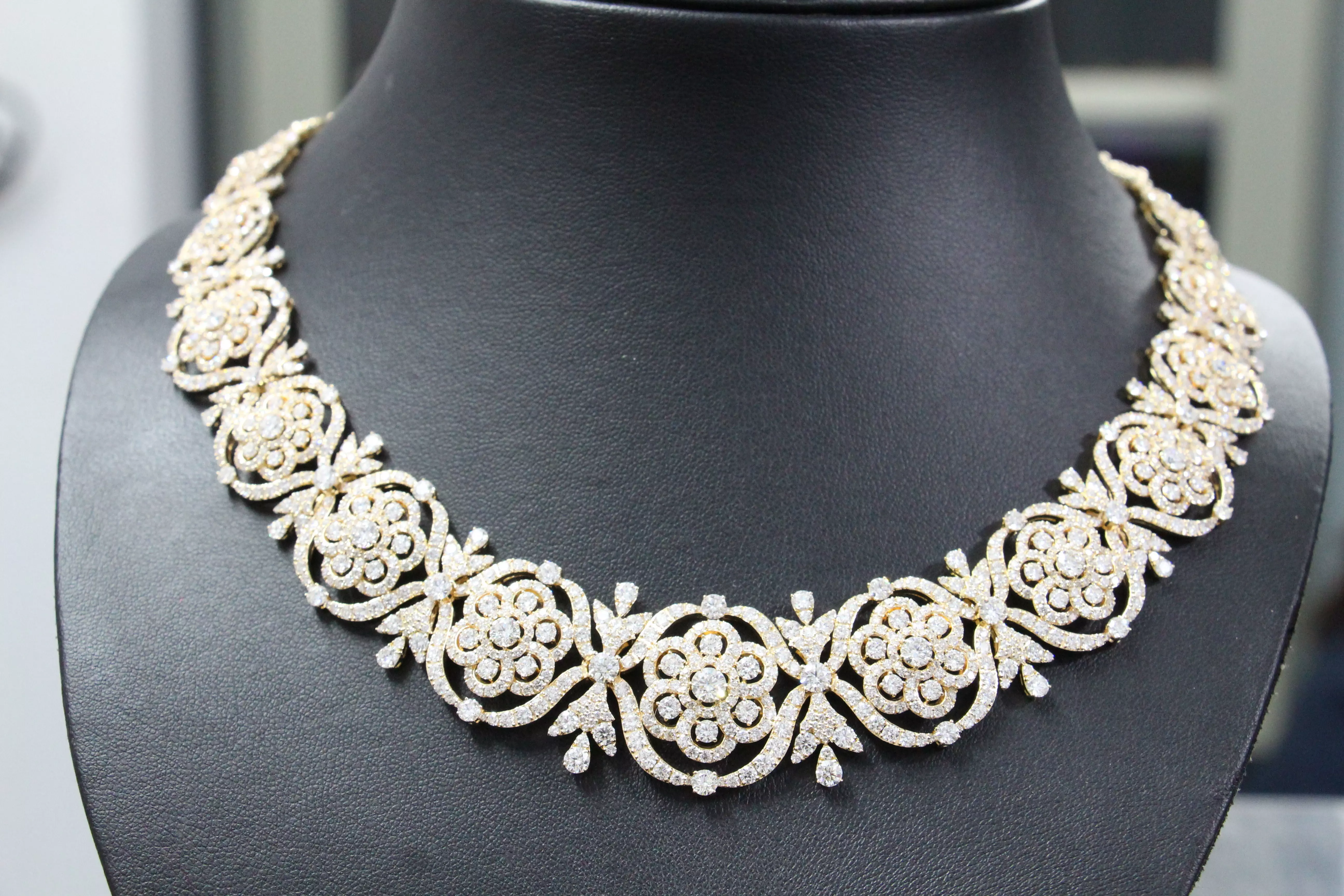 necklace colorful 3D print model_0