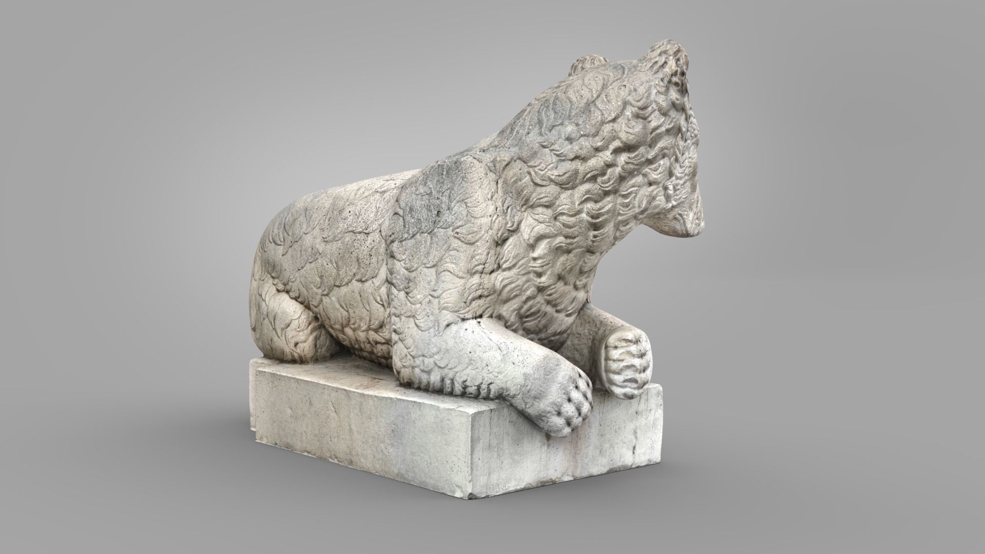 Bear statue 02 scanned Low-poly 3D model_2