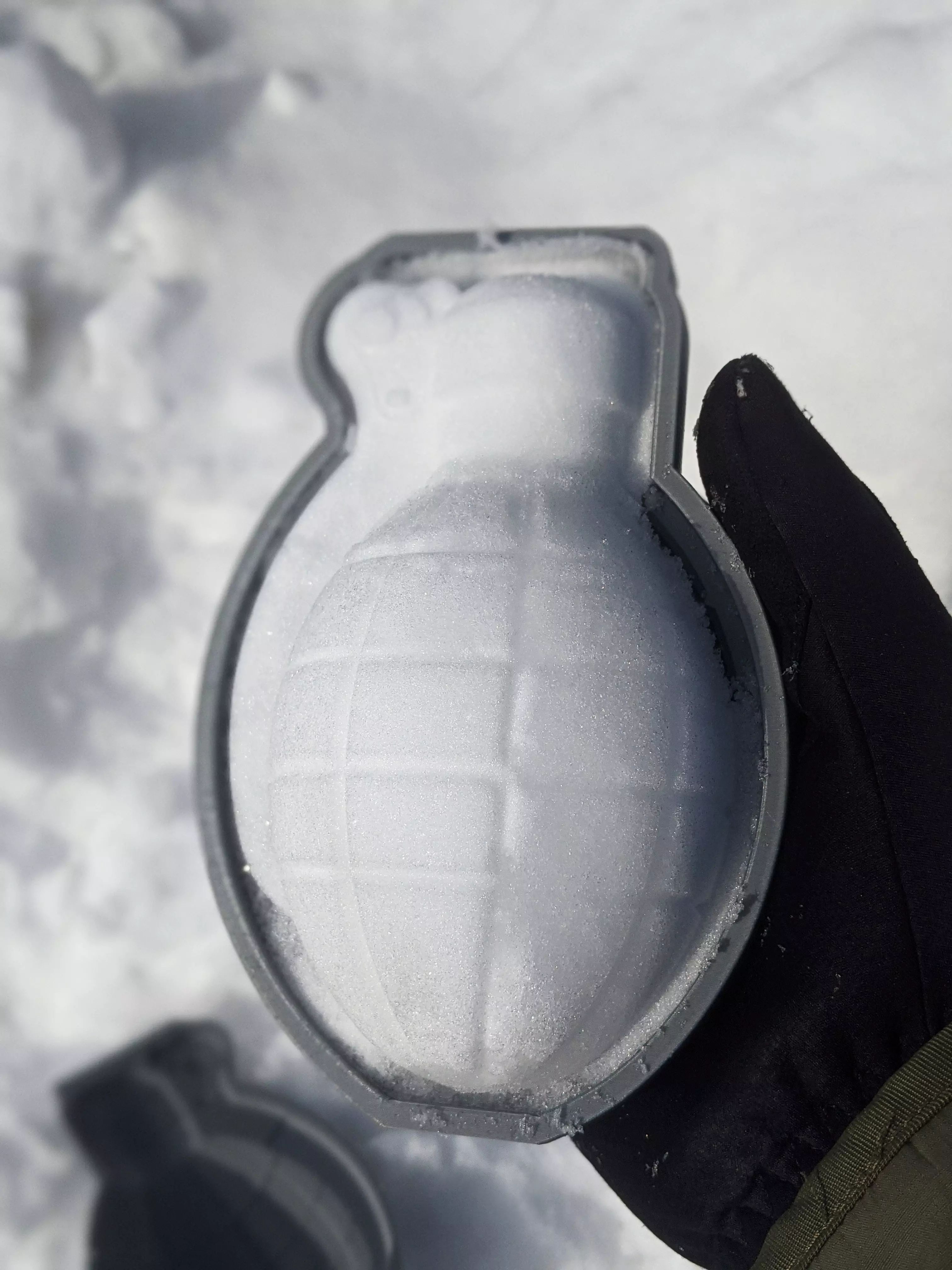 Snowball Grenade Maker 3D print model_0