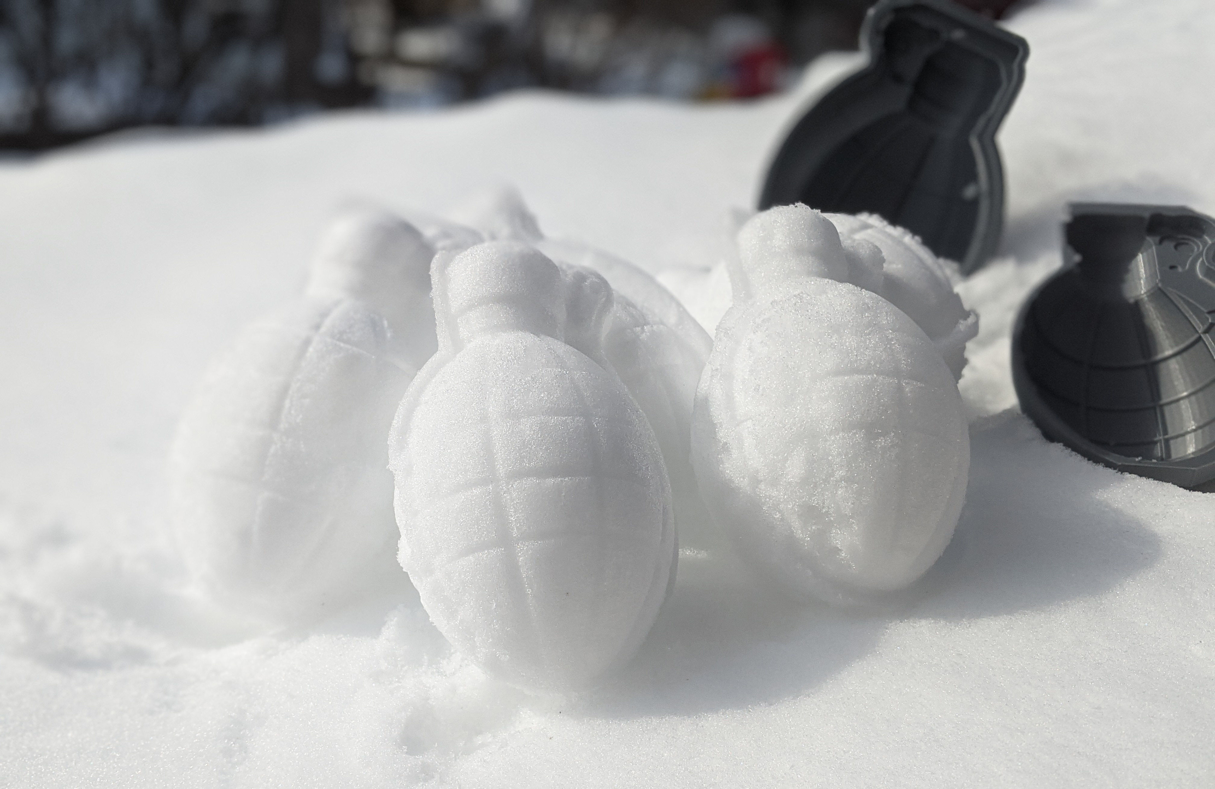 Snowball Grenade Maker 3D print model_2