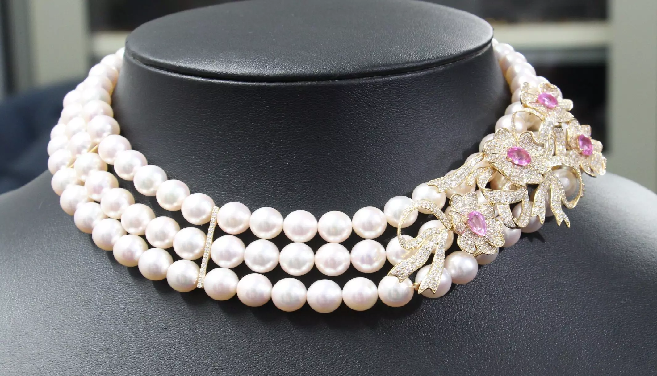 necklaces beaded necklace with flowers 3D print model