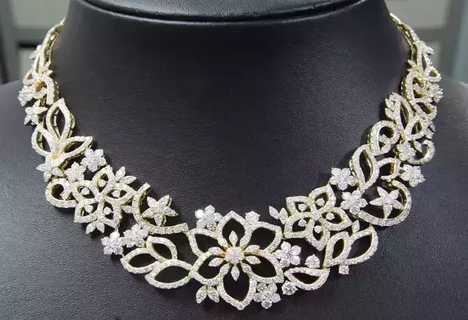 necklaces necklace with flowers