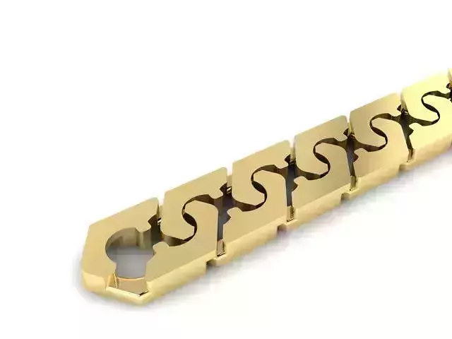 Cuban Link Chain in the shape of razor blade