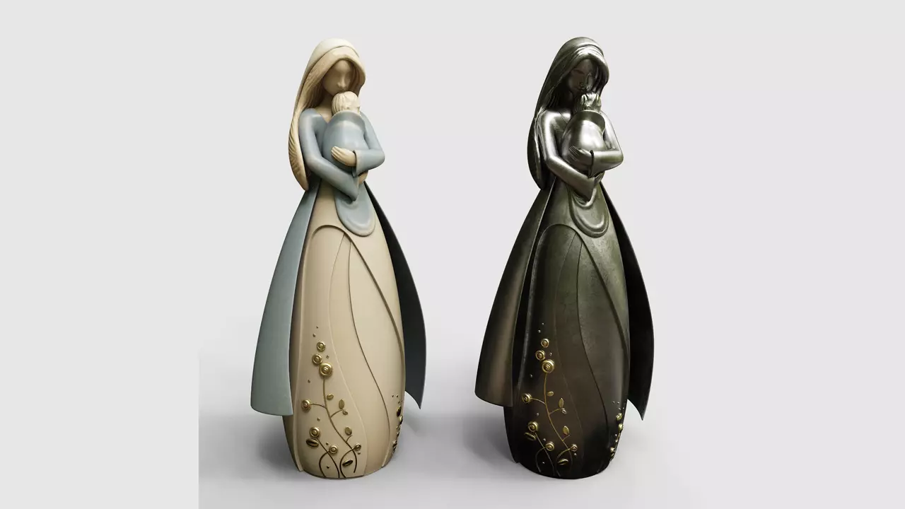 Mom Figurine 3D model_0