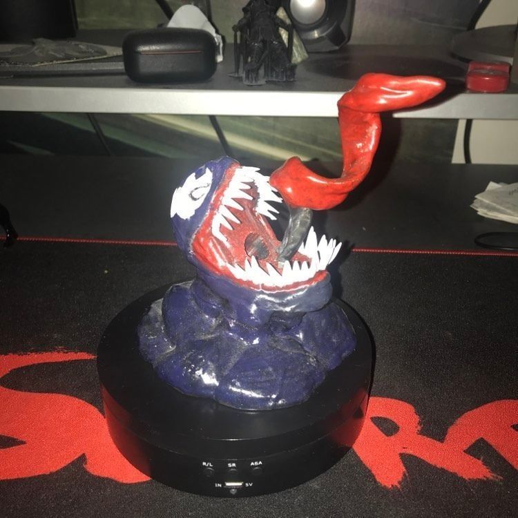 Venom pen holder 3D print model_9