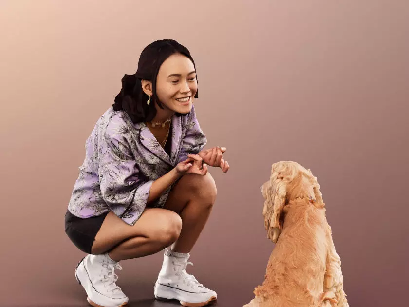 AnissaTeddy 12887 - Asian Woman With Dog Low-poly 3D model