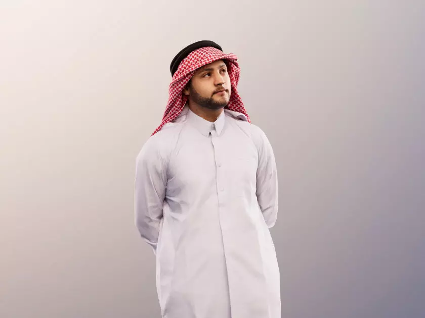 Sahin 12184 - Standing Traditional Arabic Man Low-poly 3D model_0