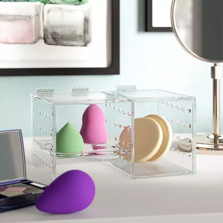 Coro Cosmetic Organizer Free 3D model