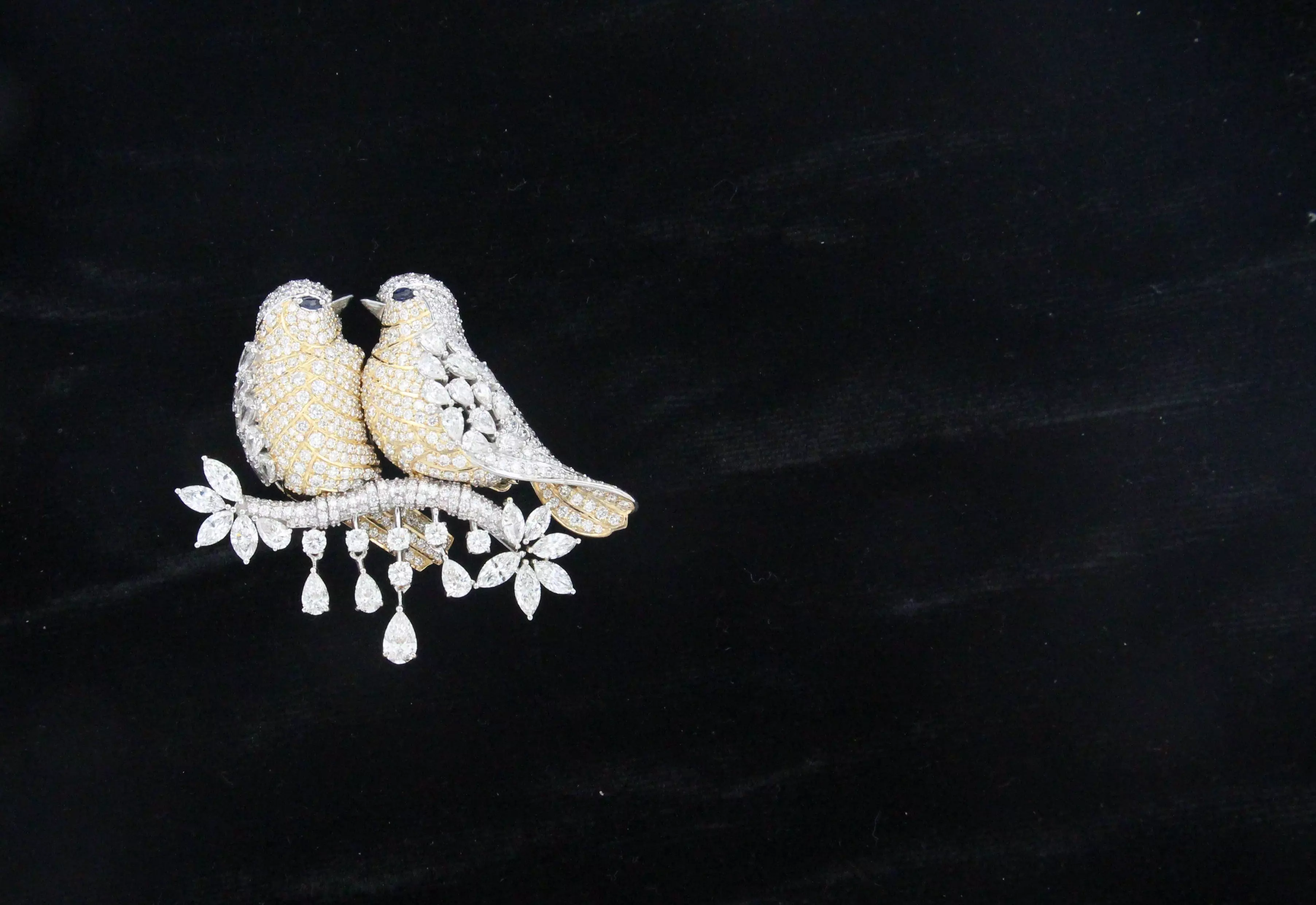 pendant two diamond birds brooch 3D print model_0