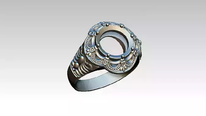 Corona silver ring with ornate design