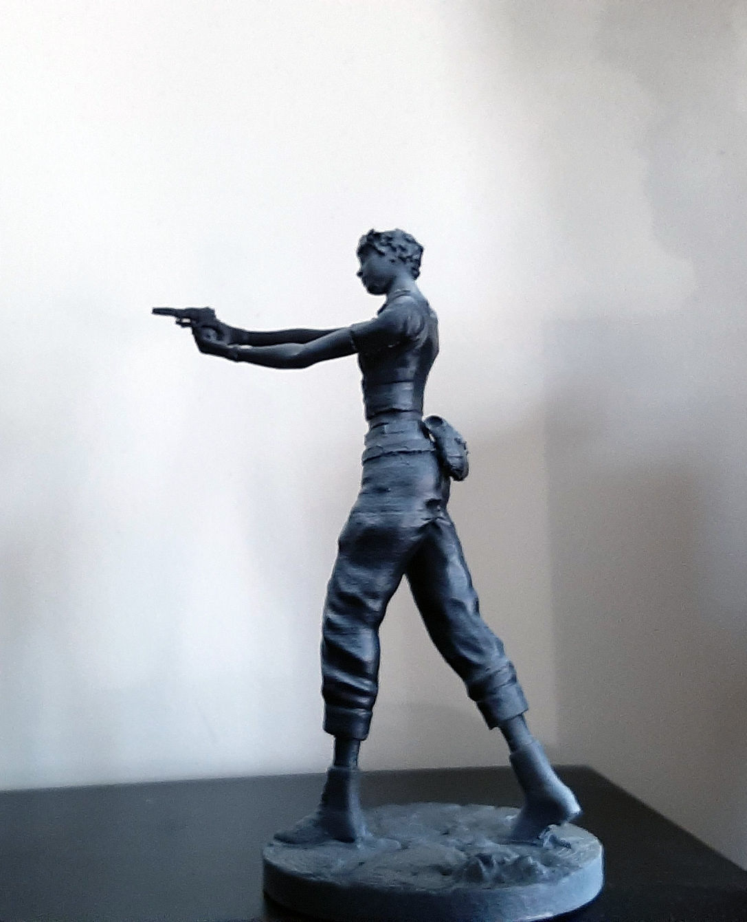 Resident Evil Rebecca Chambers aiming 3D print model_16