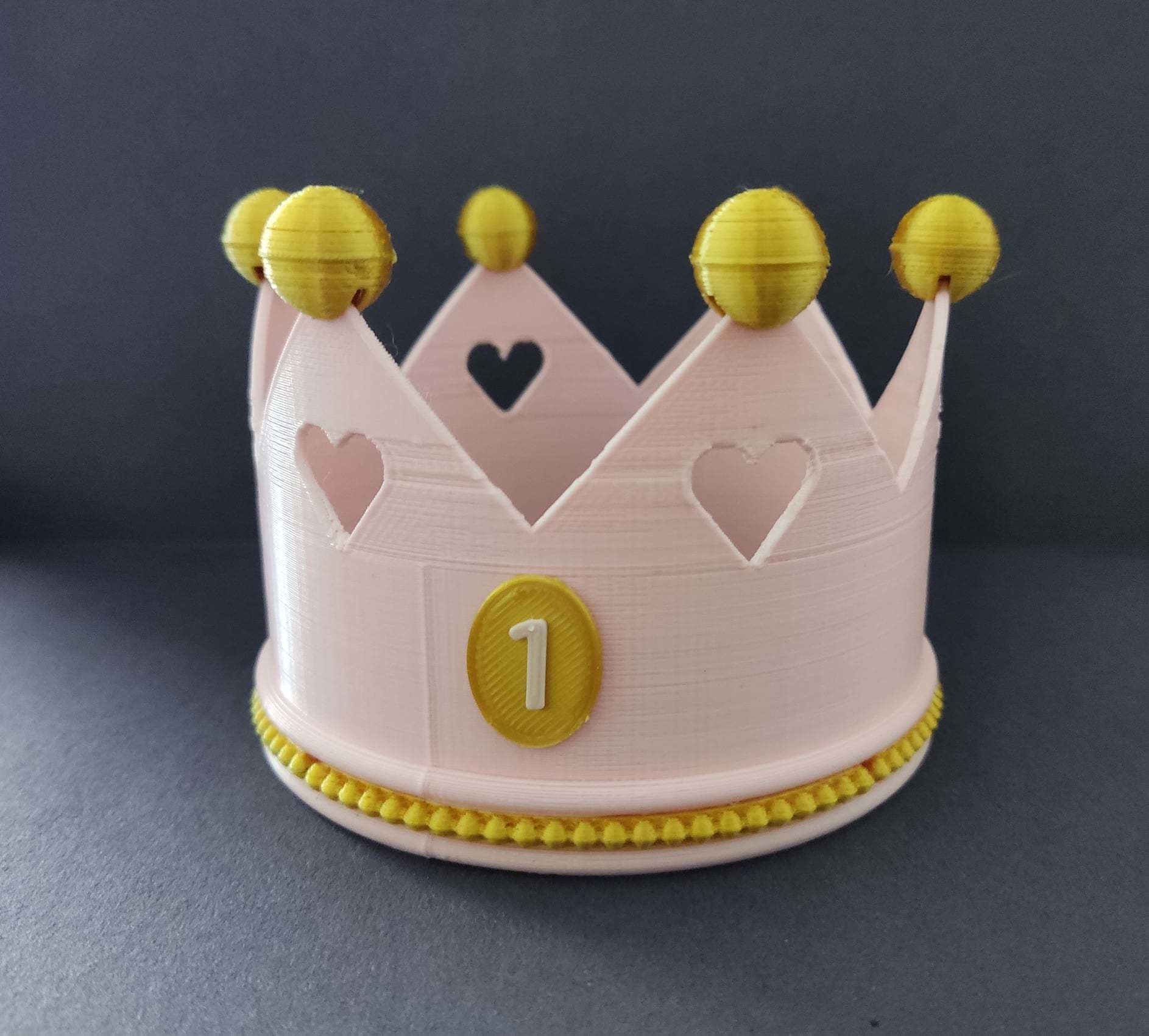 Crown with heartshaped holes 3D print model_1