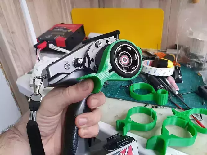 Thumb Steering Radiolink RC DIY