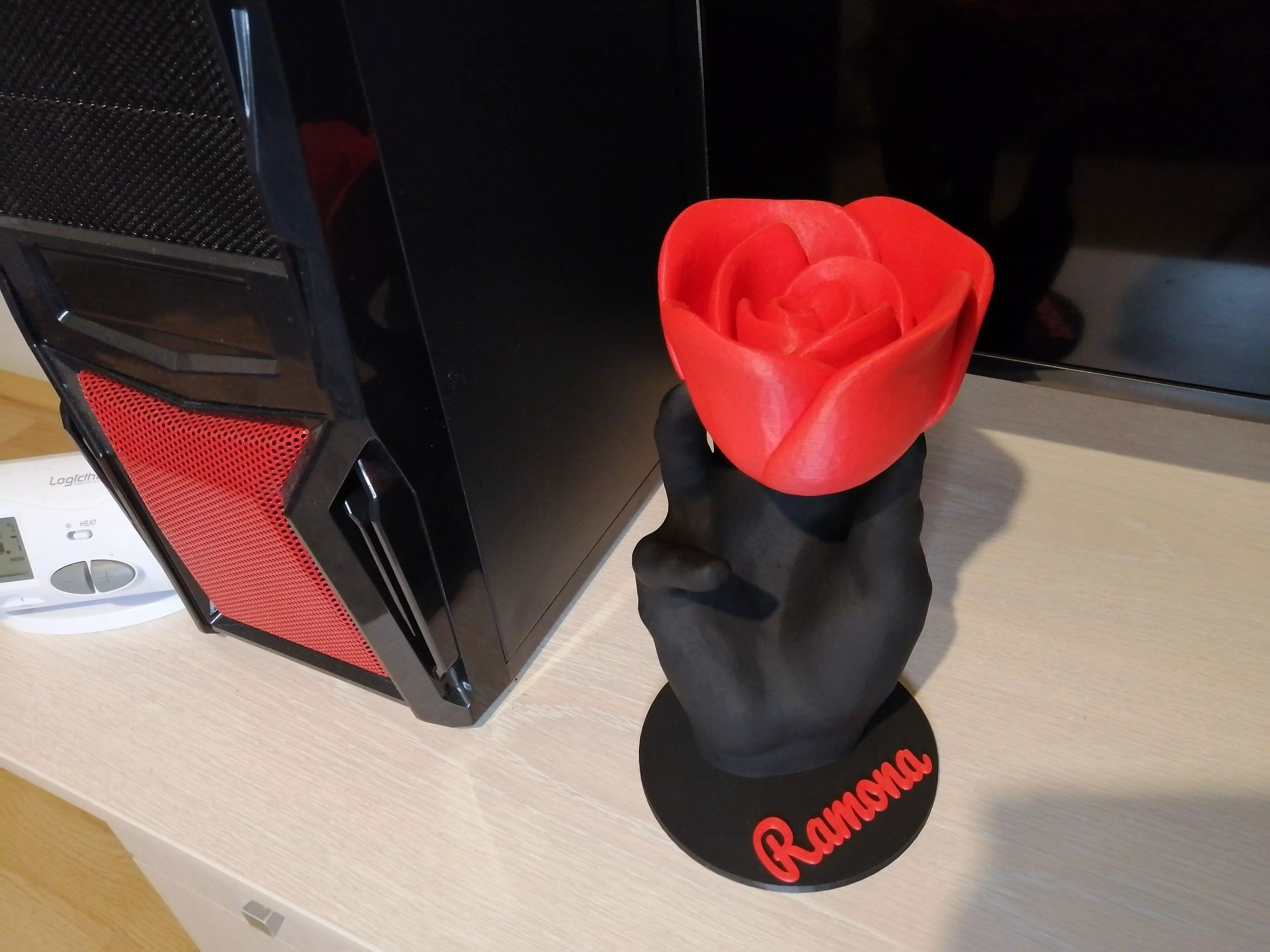 Rose with hand stand 3D print model_0
