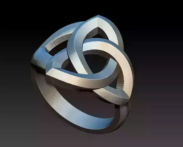 Triquette Ring