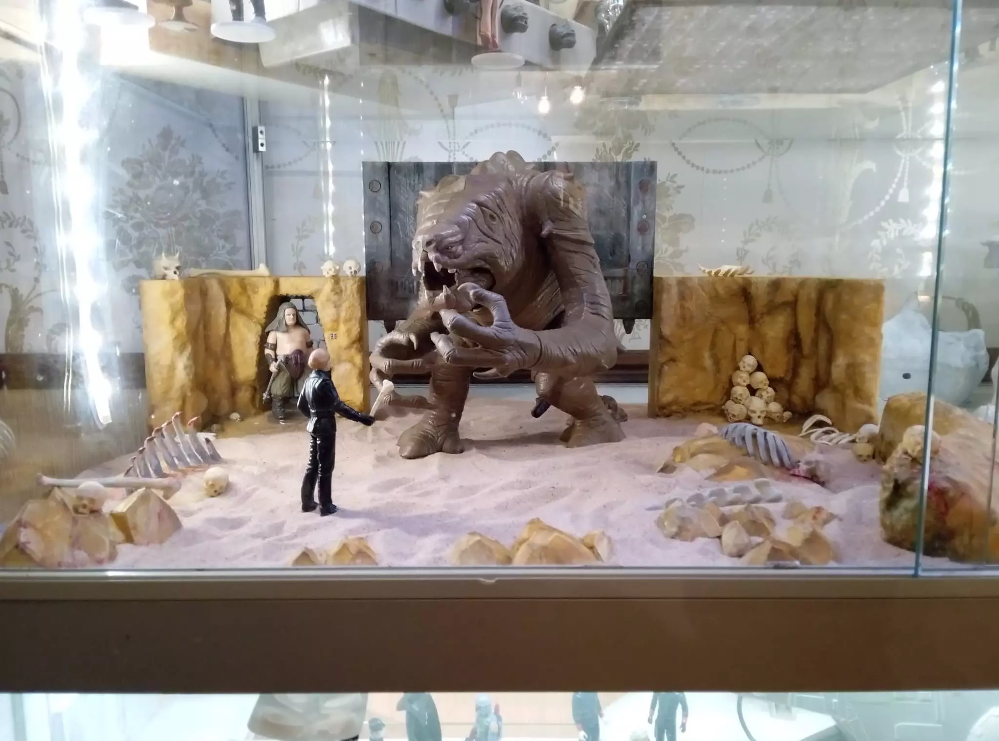 Jabbas Throne Room - Set 9a - Rancor Cave Attributes 1-18 scale Free 3D print model_16