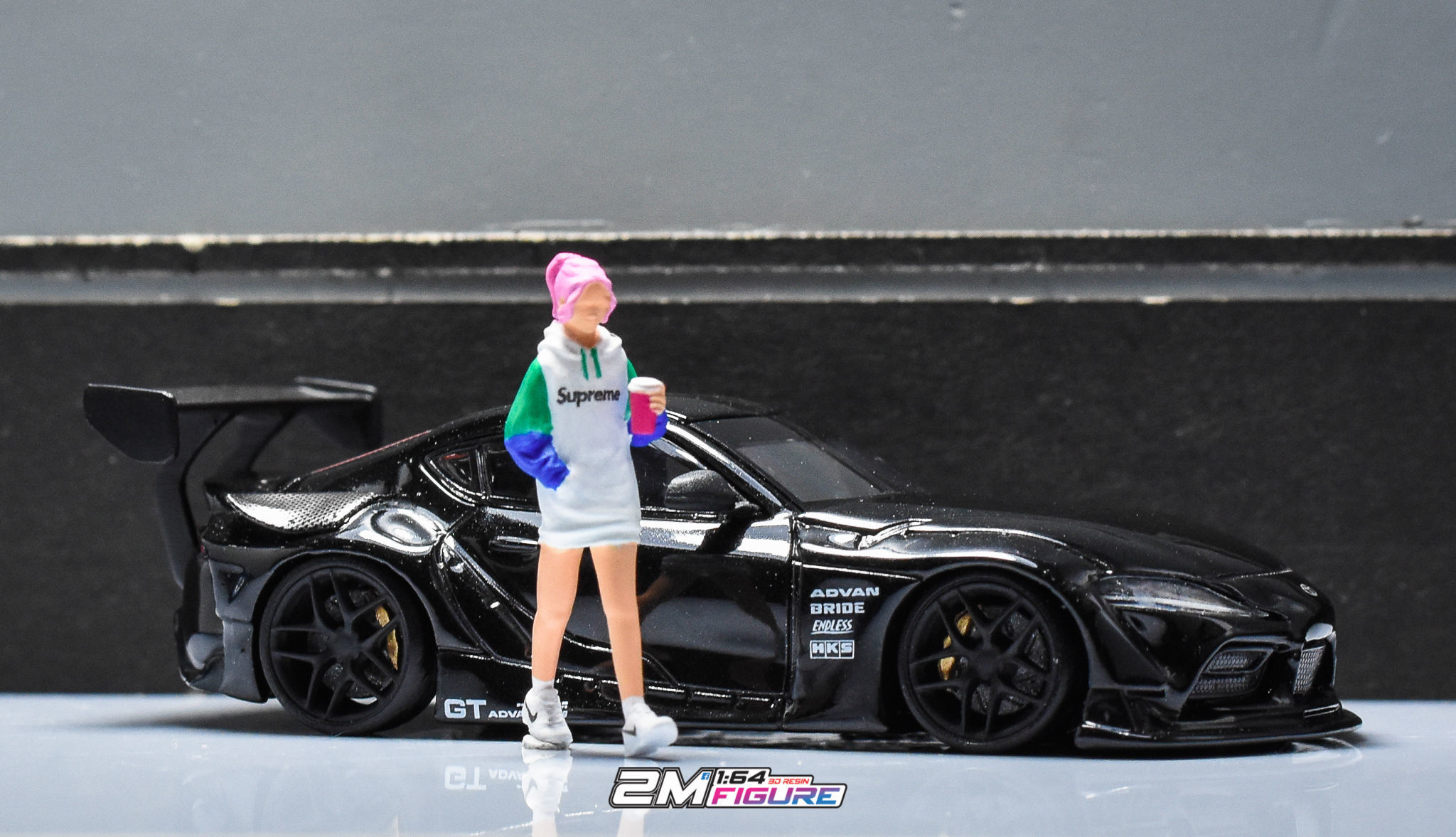 FIGURE GIRL WALKING SCALE 164 3D print model_4