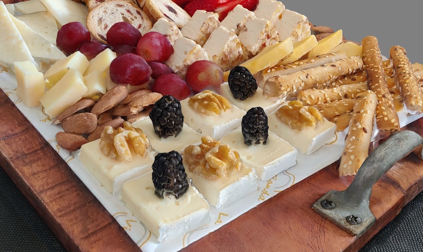 Cheese and fruit platter 3D model_6