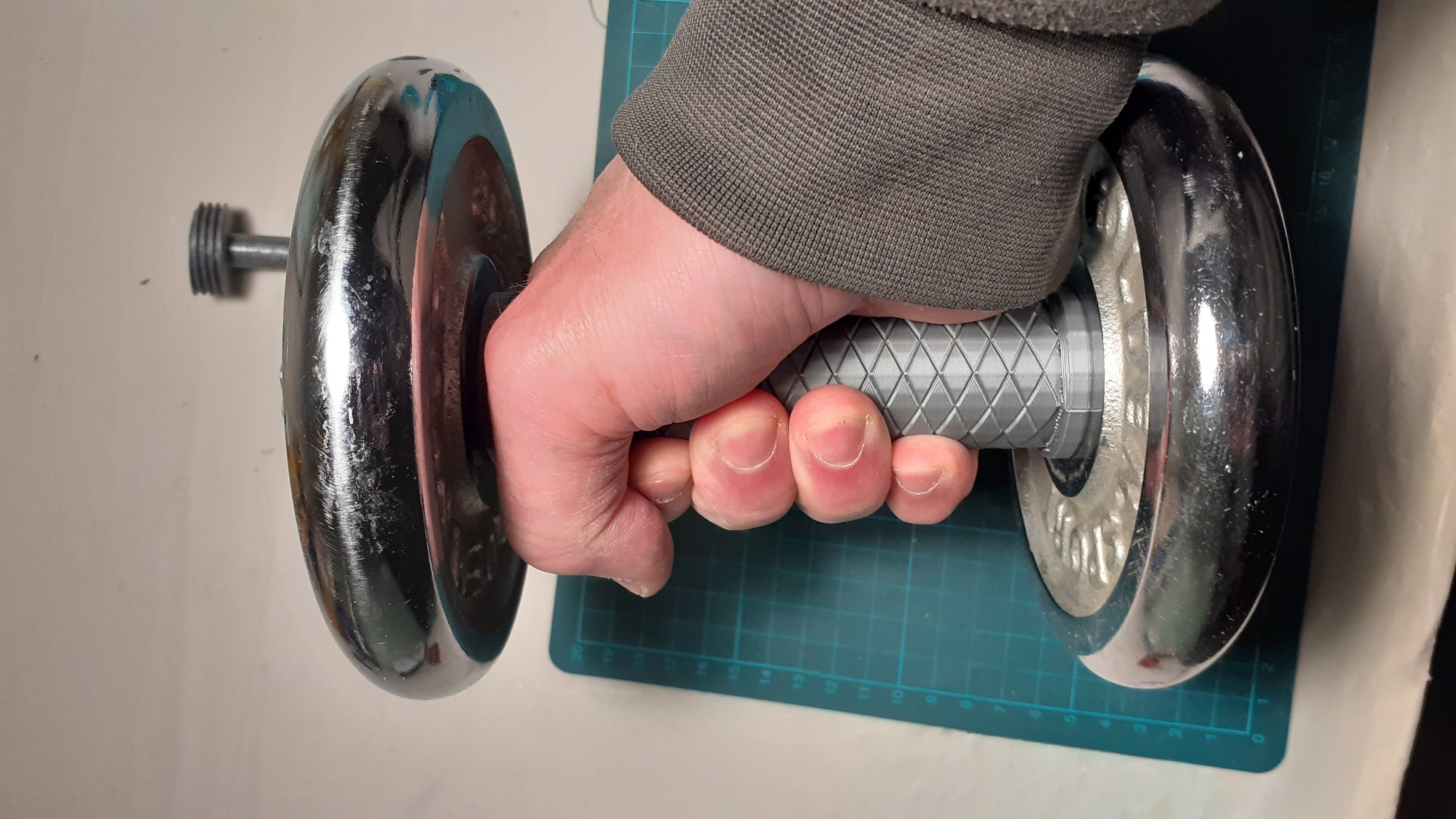 Dumbell handle 3kg 3D print model_2