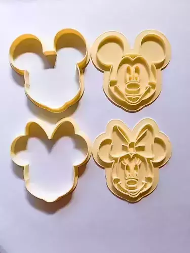 set mickey and minnie cutter and marker