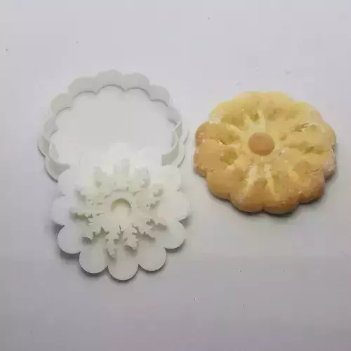 Cookie cutter with marker Eguzkilore