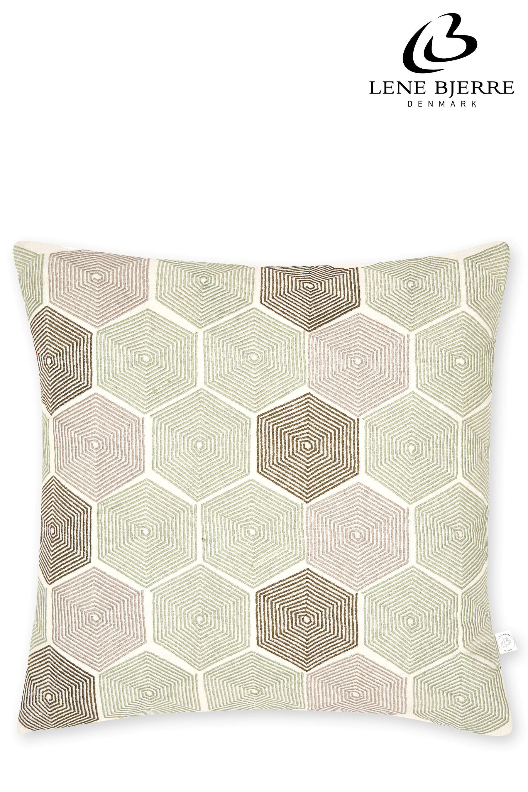 LIVING FREE 3D model_2