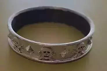 bracelet gotique 3D print model