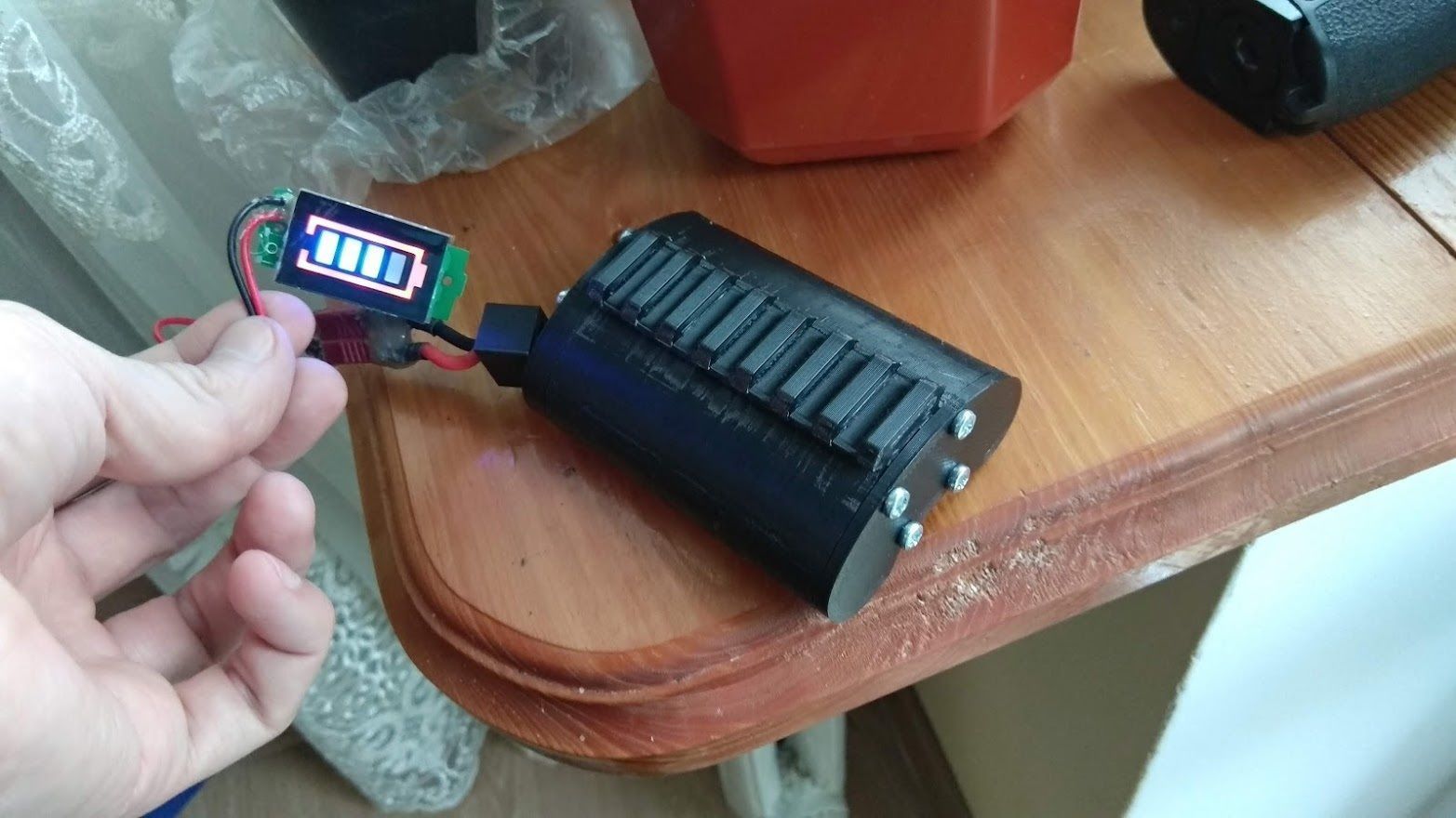 CASE FOR 18650 BATTERIES 11V 3D print model_12