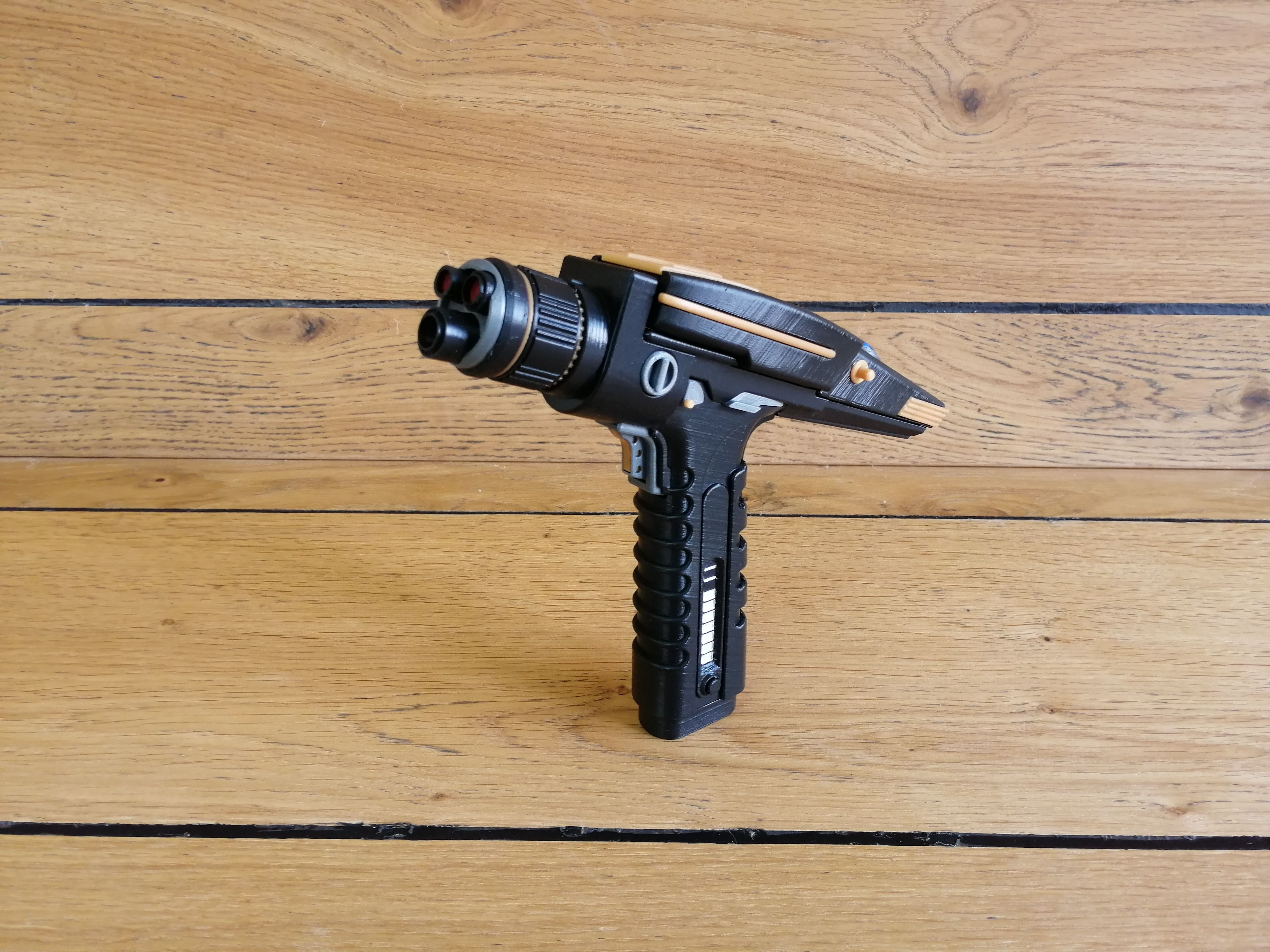 Discovery Phaser - Star Trek - Printable 3d model - STL 3D print model_30