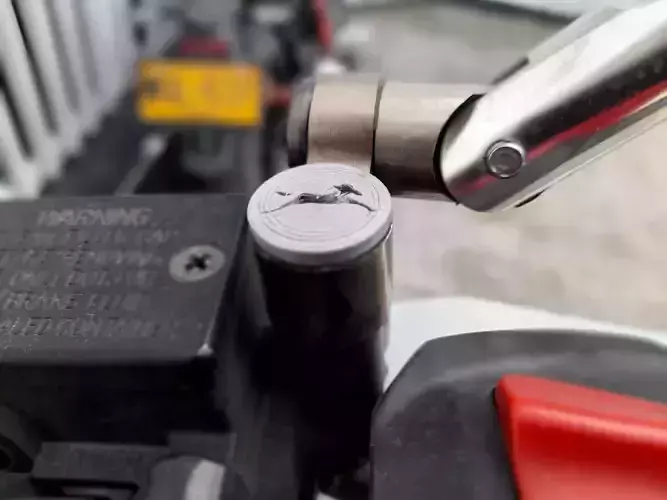 Tapon - tapa-  espejo Rizoma -  para Moto 3D print model