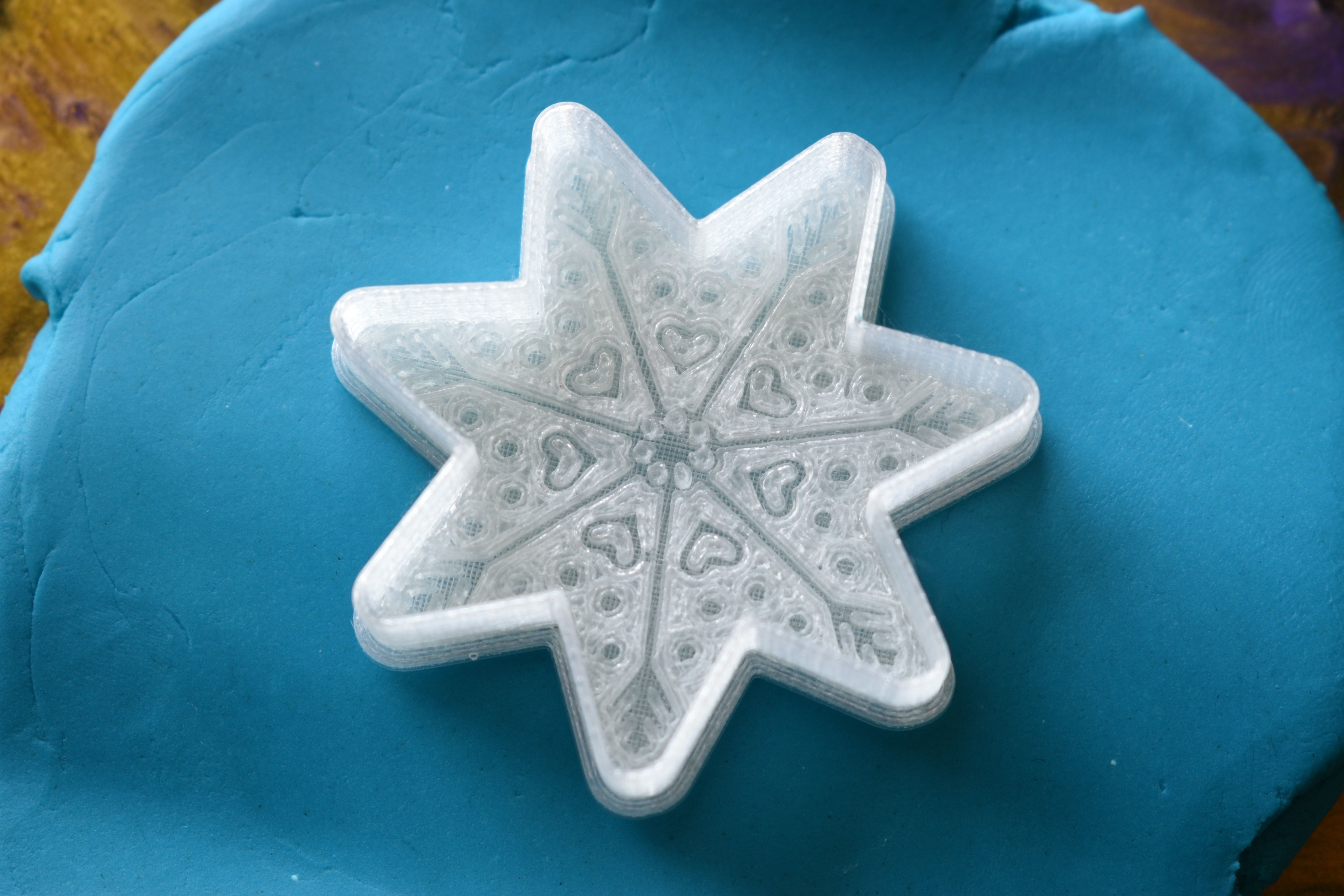 Cookie Cutter - Star with arrows and  hearts  3D print model_1