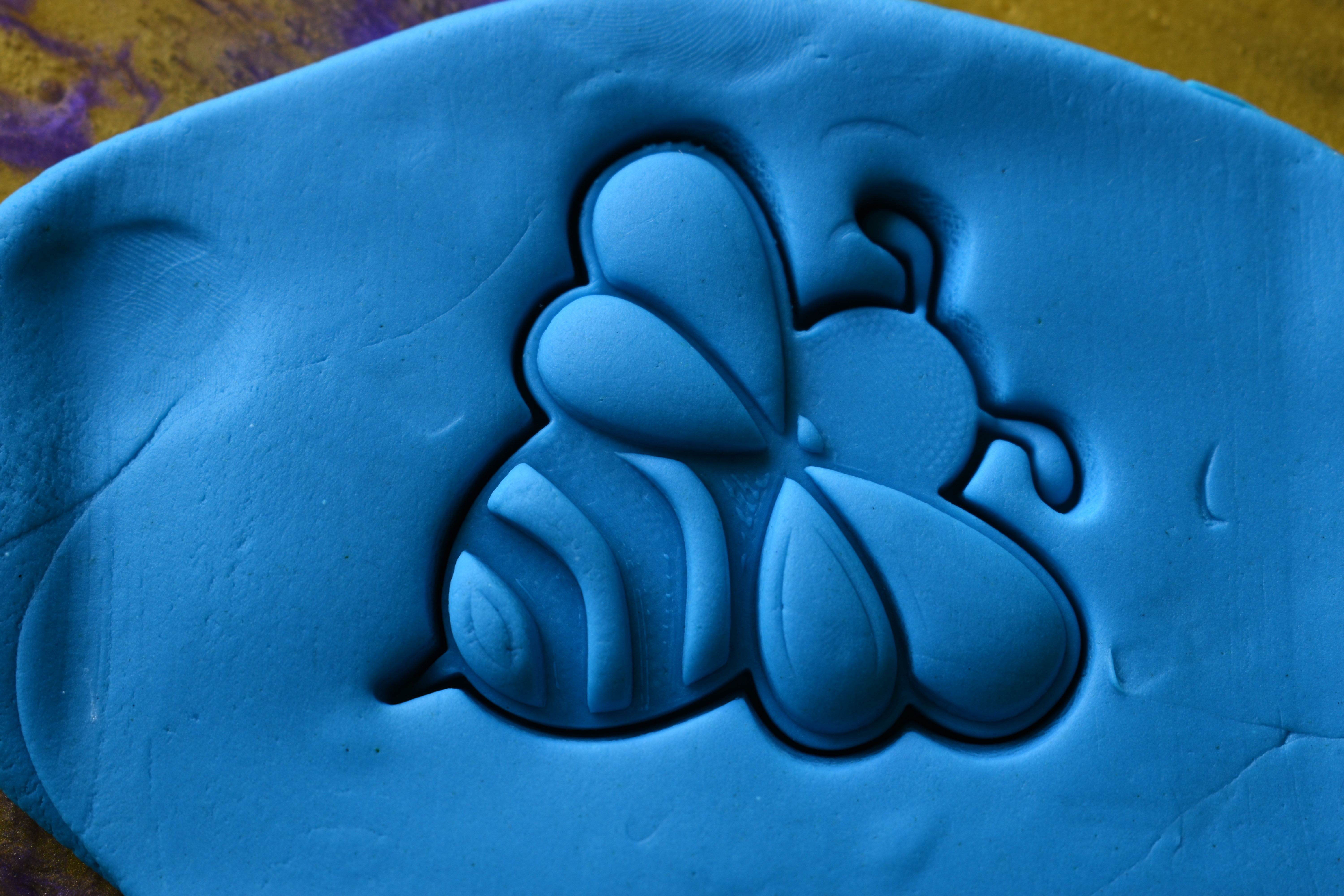 Cookie Cutter - Bee set of 2 3D print model_3