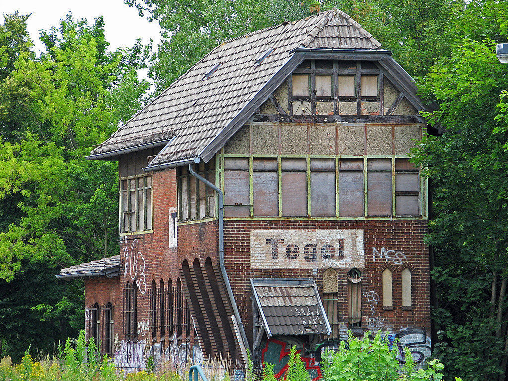 Berlin-Tegel signal box 3D model_10