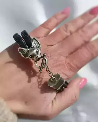 Cat head bracelet 3d model for 3d printing 3D print model