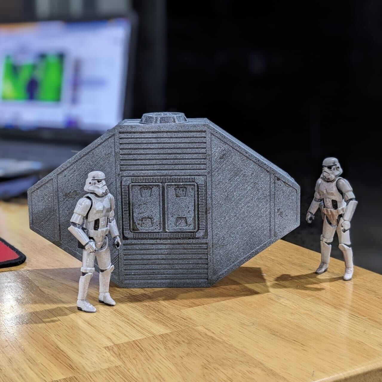 Hangar Container 1-12 scale Blackseries  3D print model_15